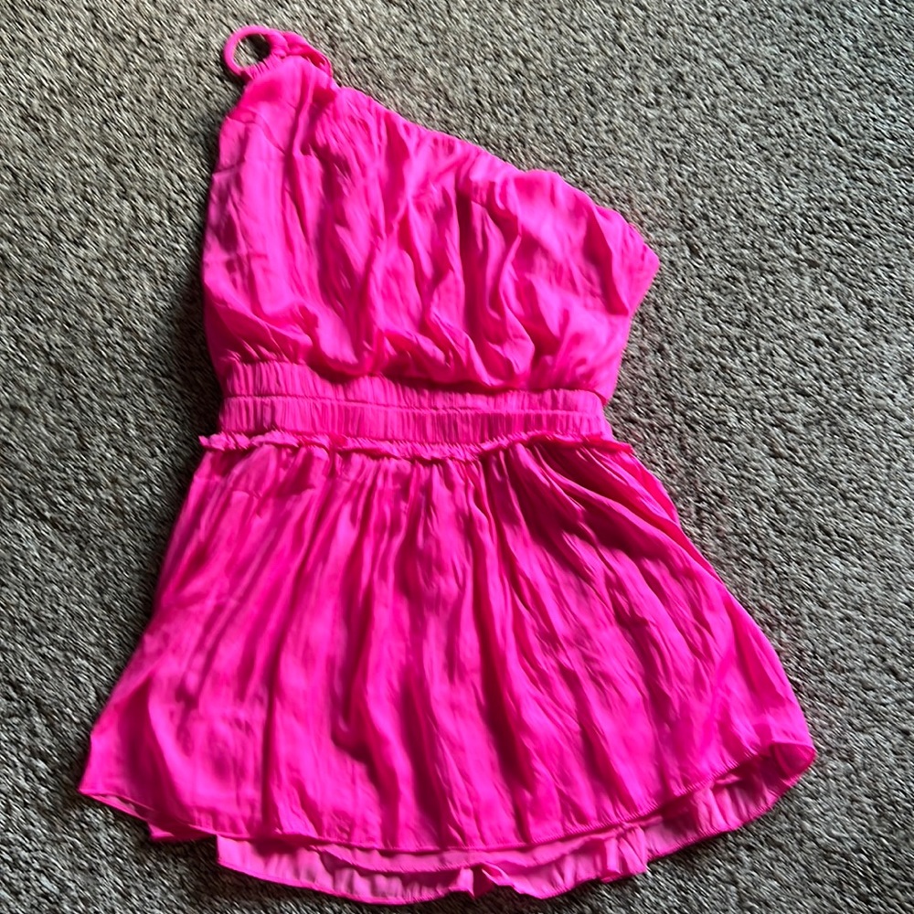 Hot pink mini dress. One armed gathered waste super fun for a night out.